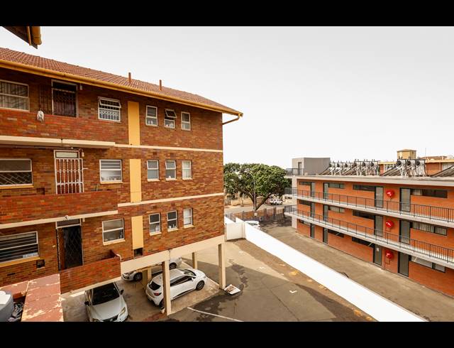 2 BEDROOM APARTMENT FOR SALE IN MORNINGSIDE